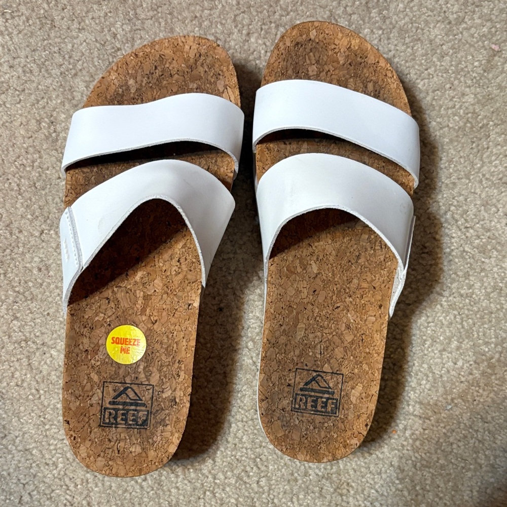 REEF SANDAL SIZE 7
